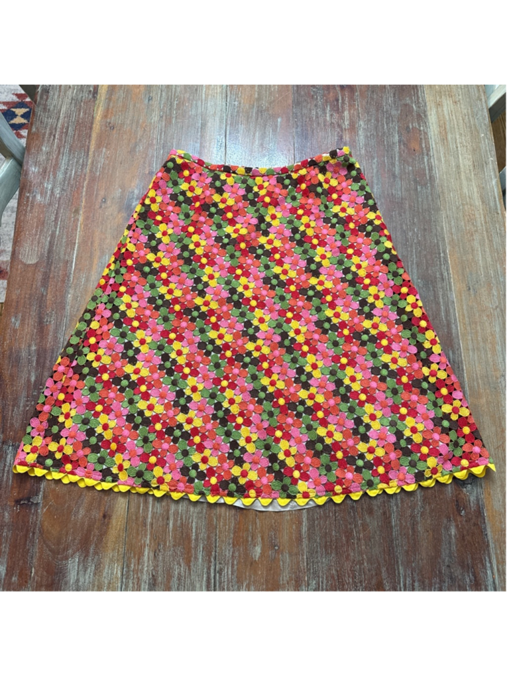 Sara Jane Flower Power Mini Skirt Embroidered Multicolor Daisy 60s 70s Size 4